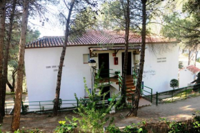 Rural Apartments overlooking the Lake., Ardales